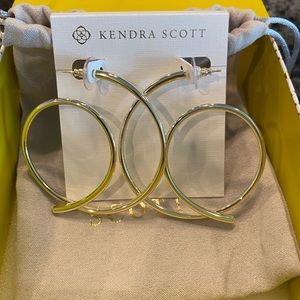 Kendra Scott Myles Hoop Earring in Gold